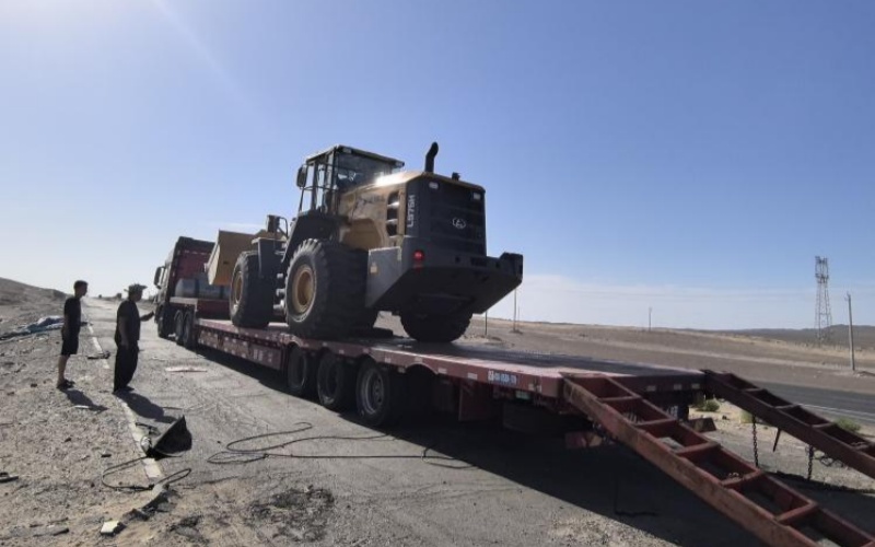 Two Wheel Loaders Have Been Delivered to Hami City, Xinjiang, China