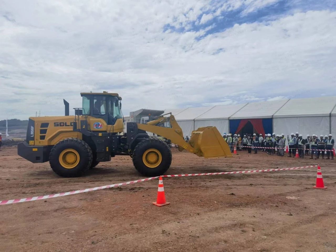 "Éxito Rotundo en Indonesia: Comienza la Promoción de Marketing Basada en Escenarios" "Éxito Rotundo en Indonesia: Comienza la Promoción de Marketing Basada en Escenarios"