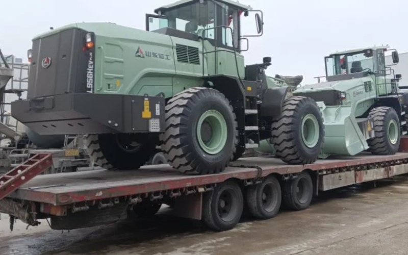 SDLG delivers 7 L956HEV Plus loaders, revolutionizing the aggregate industry