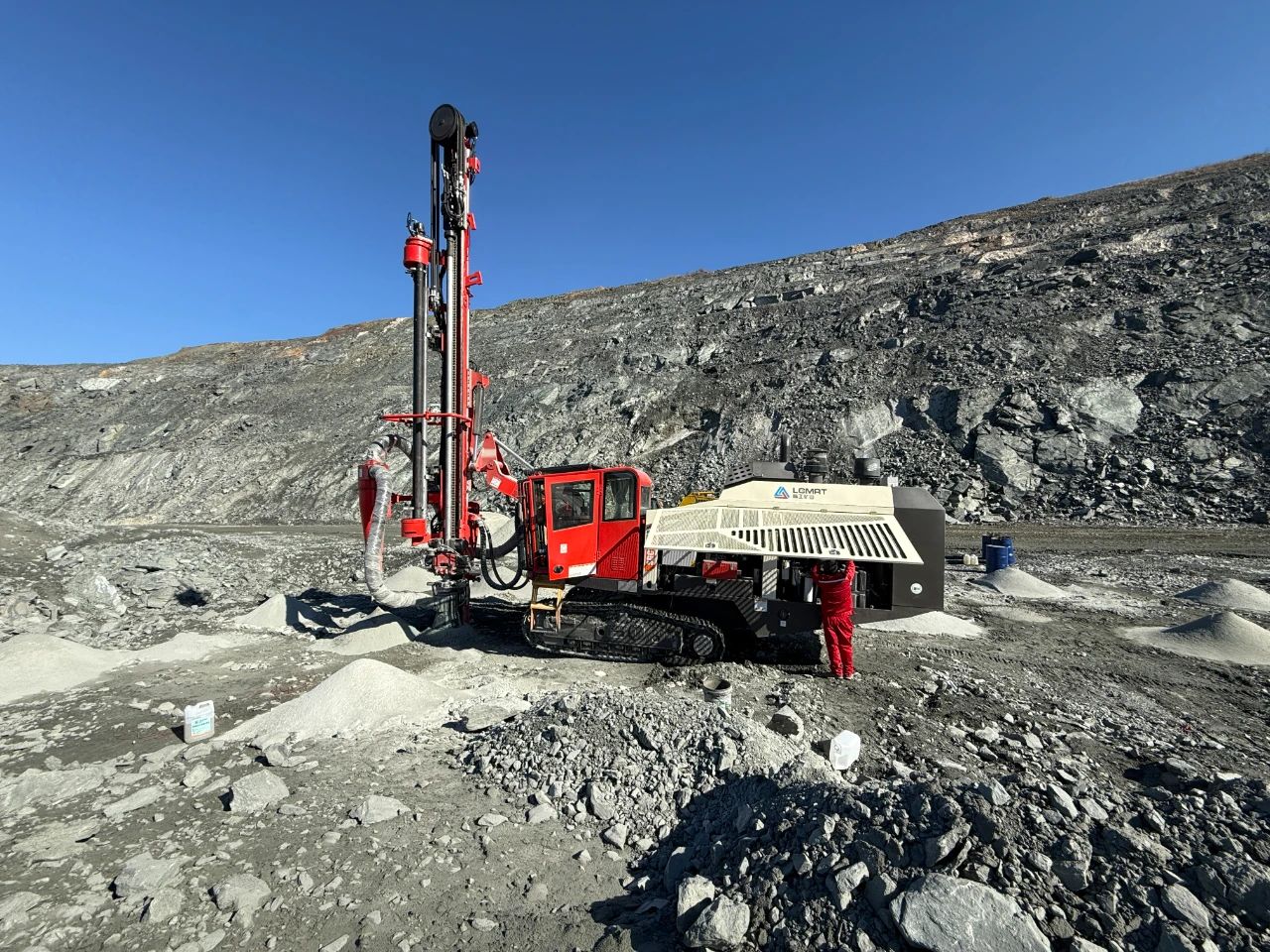 LGMRT SDC170 DTH Drill Rig Boosts Efficient Mining at a Liaoning Iron Mine