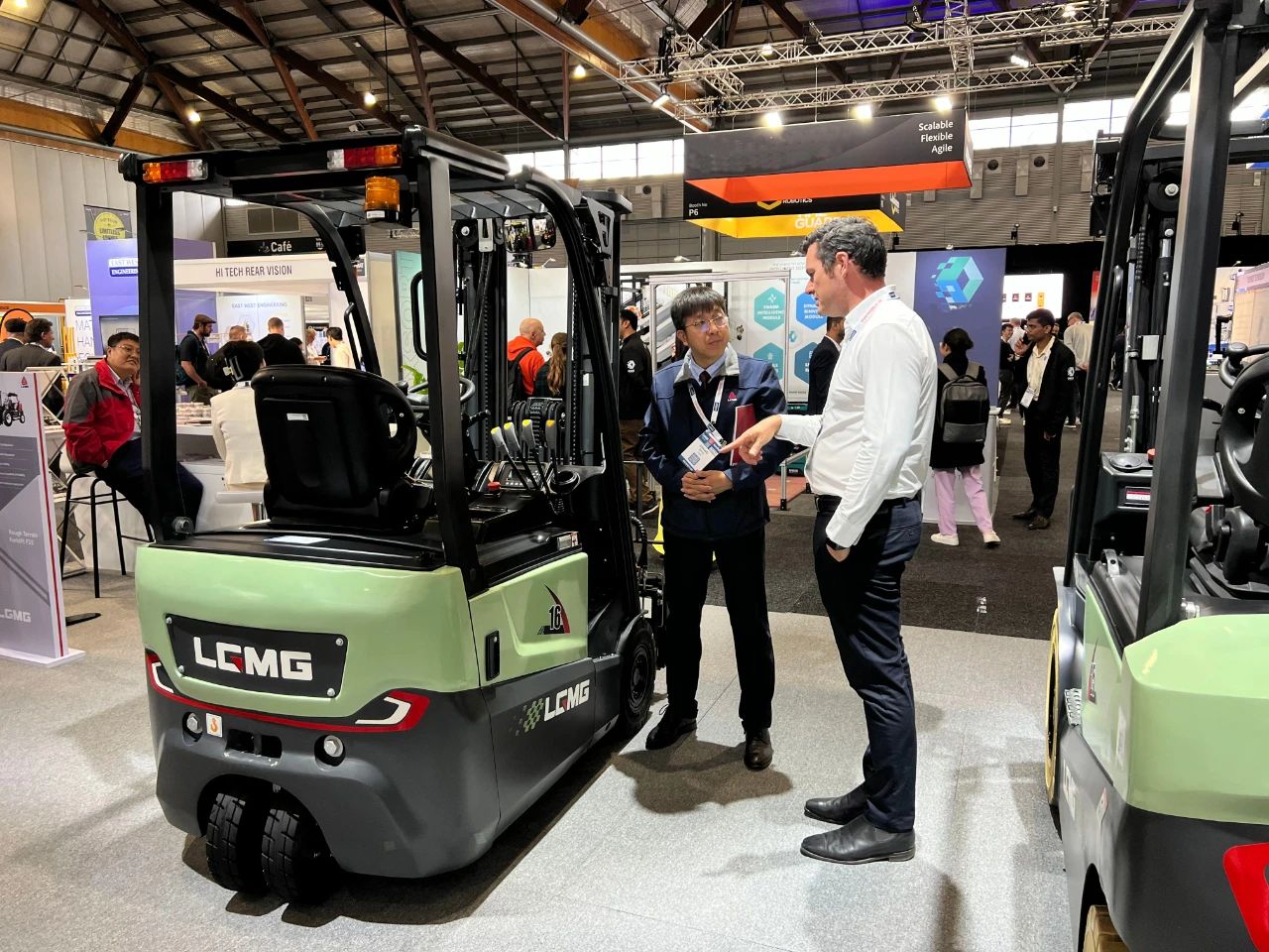 Lingong Machinery Shines at CeMAT Australia with Innovative Material Handling Solutions