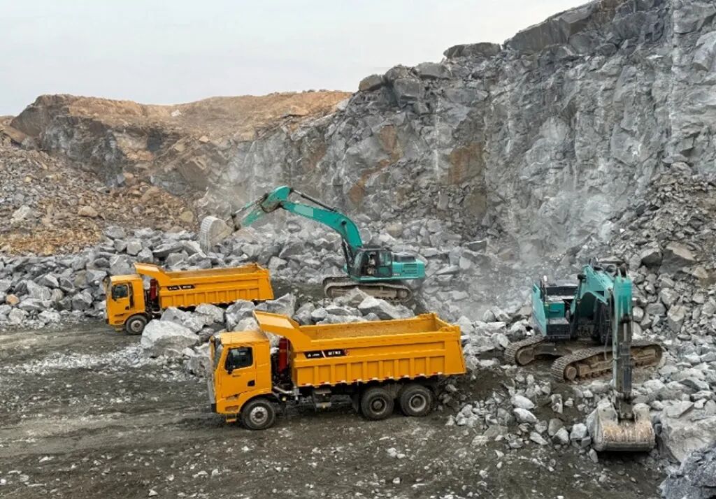 LGMG Delivers Six MT50 Off-Road Trucks To West African Mining Client LGMG Delivers Six MT50 Off-Road Trucks To West African Mining Client
