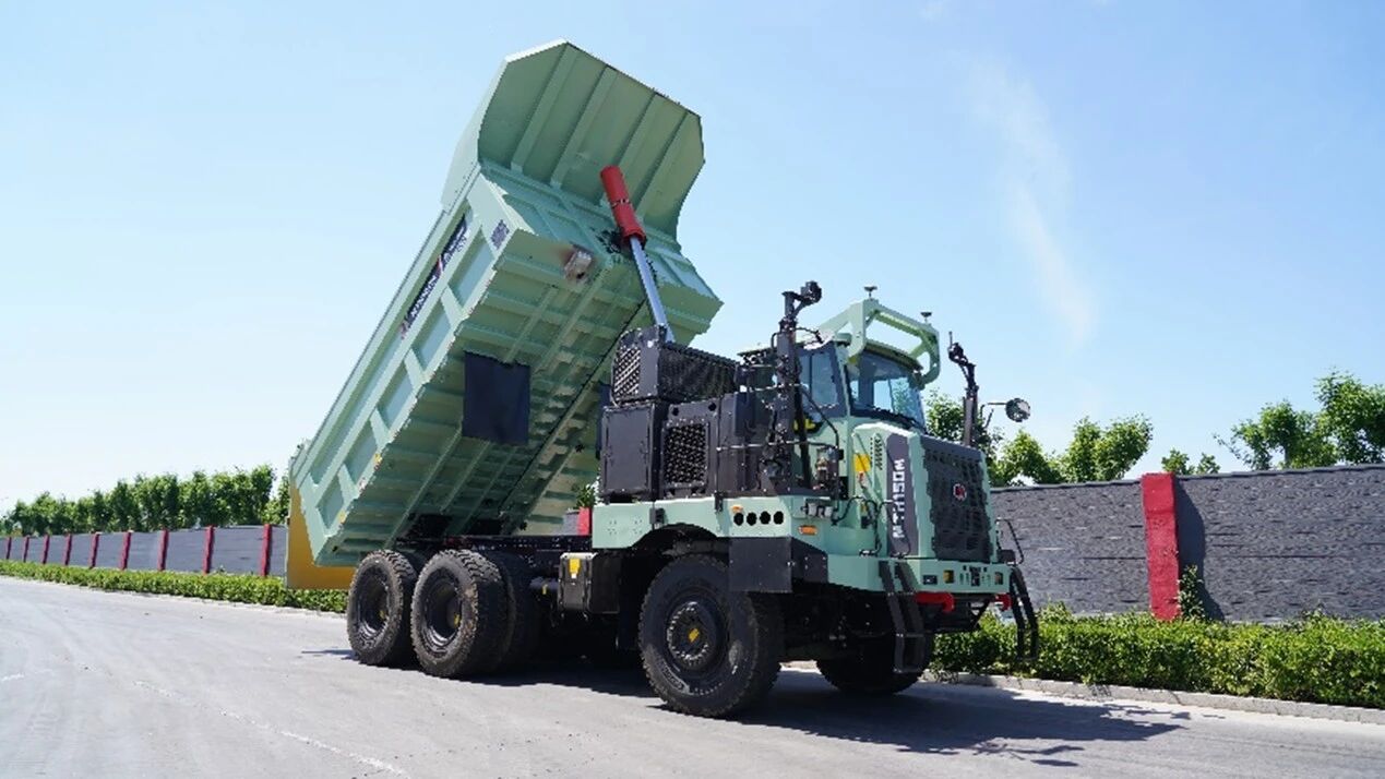 For methanol hybrid mining trucks, choose LGMG MTH150M