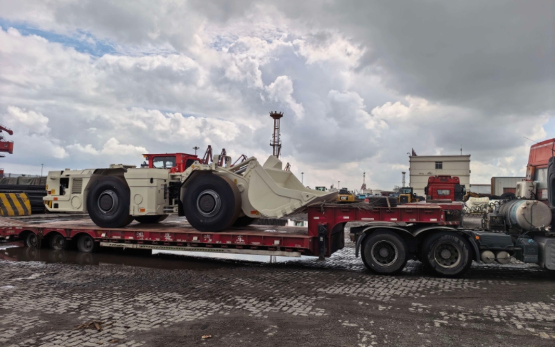 Two LGMRT UL100H Underground Loaders Shipped to Zambia