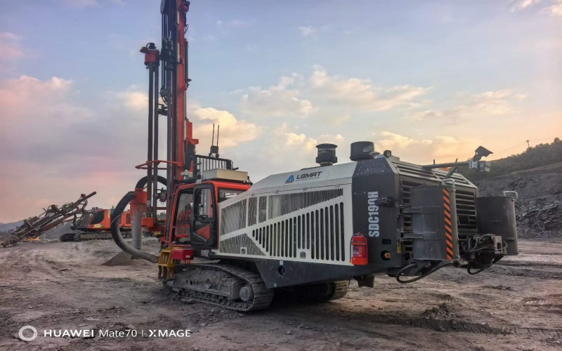 LGMRT SDC190H Remote-Control DTH Drill Rig Passes Acceptance in Uzbekistan